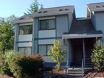 4th image of 8401 Henning Dr #8401