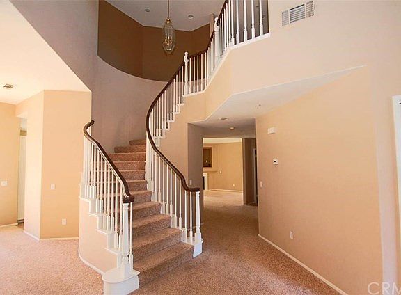 3rd image of 6825 N Escena St