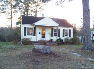 210 Chester Ave, Great Falls, SC 29055