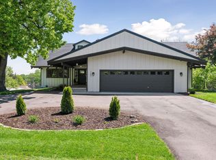 7001 Antrim Rd, Edina, MN 55439