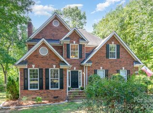 8249 Hunley Ridge Rd, Matthews, NC 28104