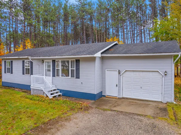 55 McCoy Rd W, Gaylord, MI 49735