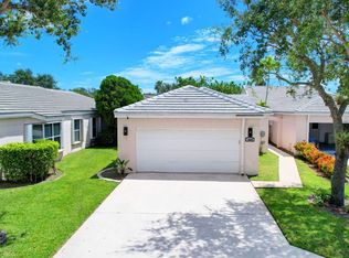 1069 Island Manor Dr, Greenacres, FL 33413