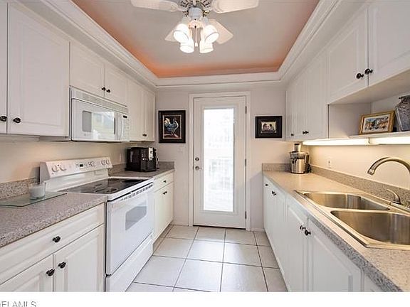 3rd image of 2850 Gulf Shore Blvd N APT 303