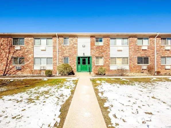 2439 Union Boulevard #3B, Islip, NY 11751