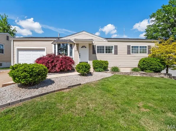 4017 Inwood Dr, Saint Louis, MO 63125