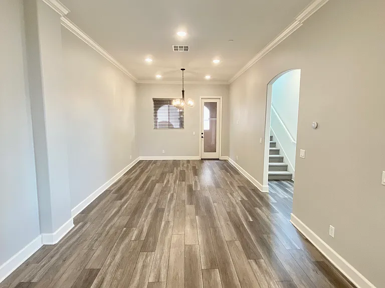 808 Ada St #1 — Photo 14