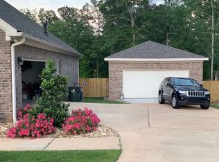 109 Barnwell Ln, Dothan, AL 36305