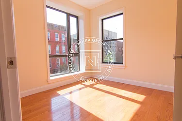 Rented by Nolita Group
