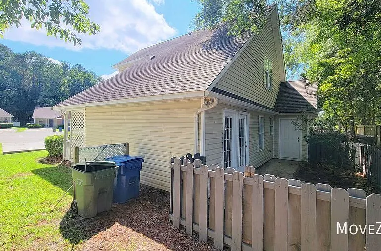 307 Saint Rosea Rd — Photo 12