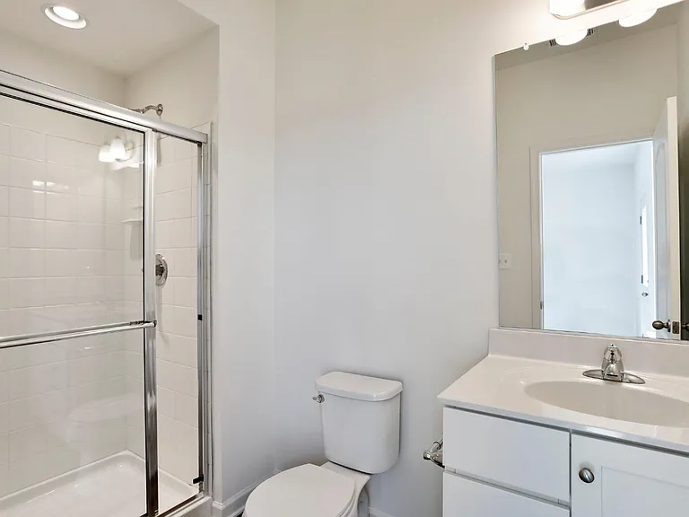 18 Clifton Mnr — Photo 15