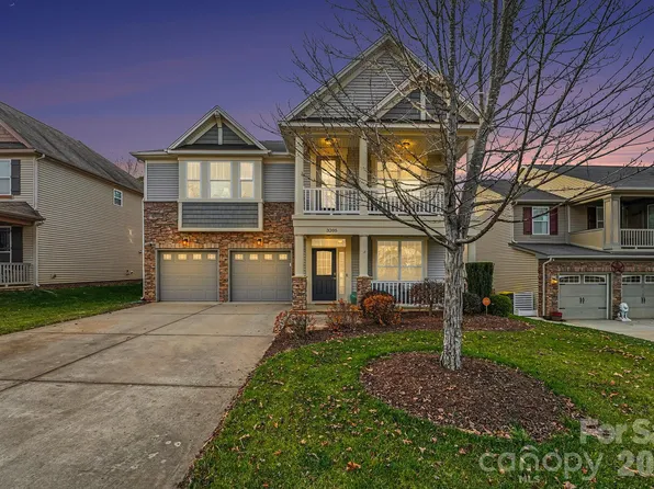 3205 Helmsley Ct, Concord, NC 28027