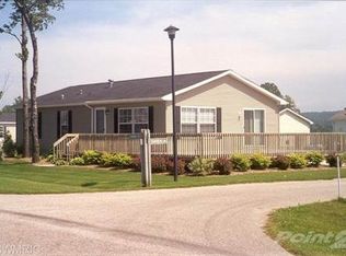 3283 Sunview Ln, Arcadia, MI 49613