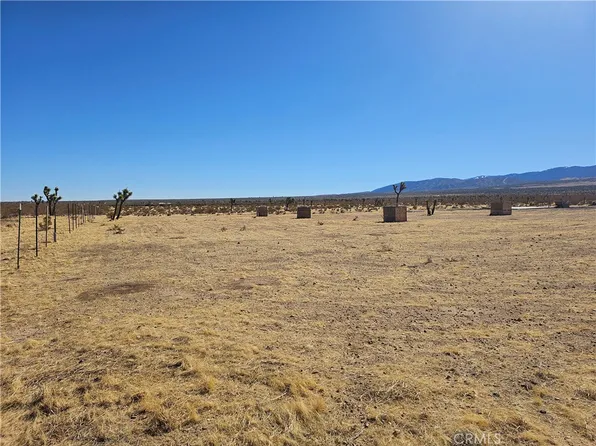 0 175th St E #27, Palmdale, CA 93591