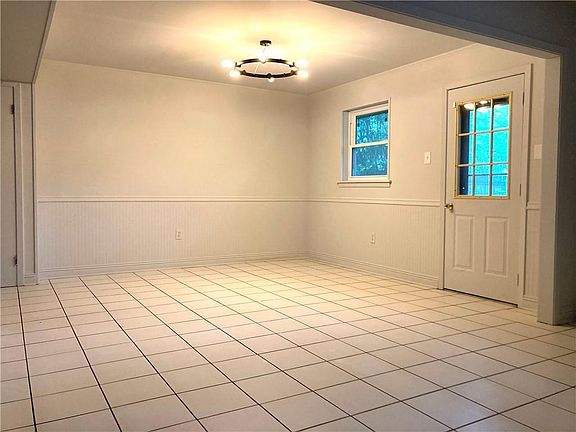 5th image of 6121 Dover Pl