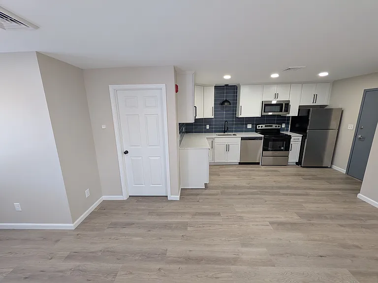 19 Terrel Dr #13 — Photo 13