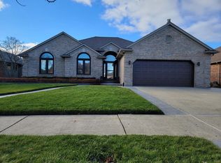 49479 Lehr Dr, Macomb, MI 48044