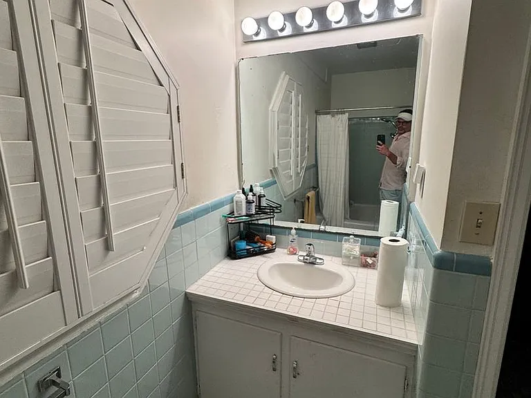 906 Crescent Cir — Photo 51