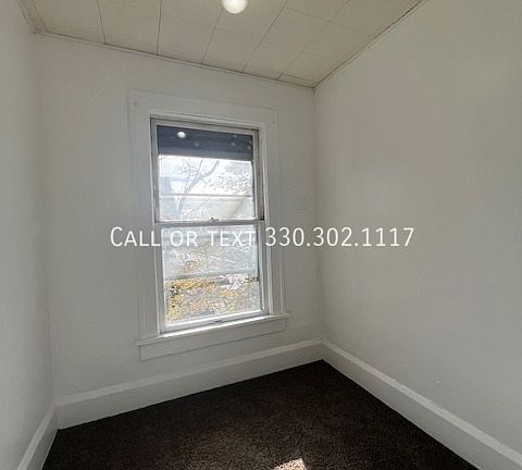 3rd image of 1018 Auburn Pl NW #1
