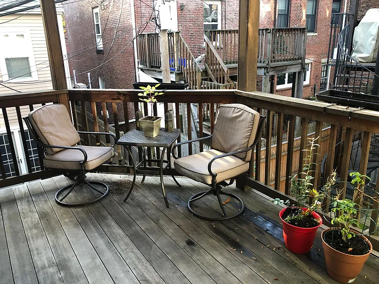 33 Mystic St #2 — Photo 10