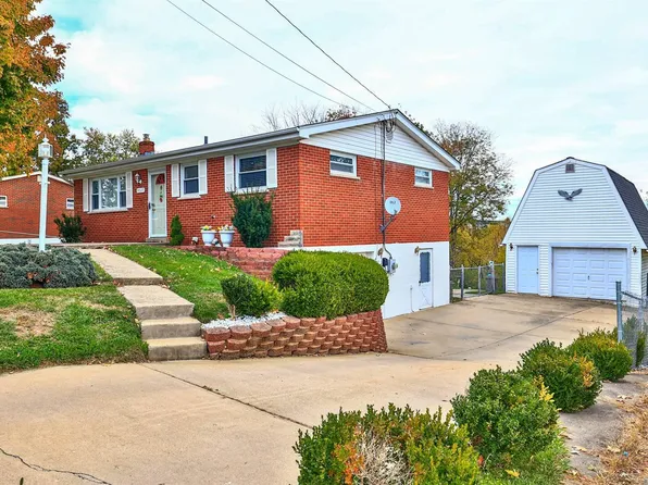 9027 Oak Ln, Alexandria, KY 41001