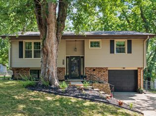 305 Ridgeway Dr, Glenwood, IA 51534
