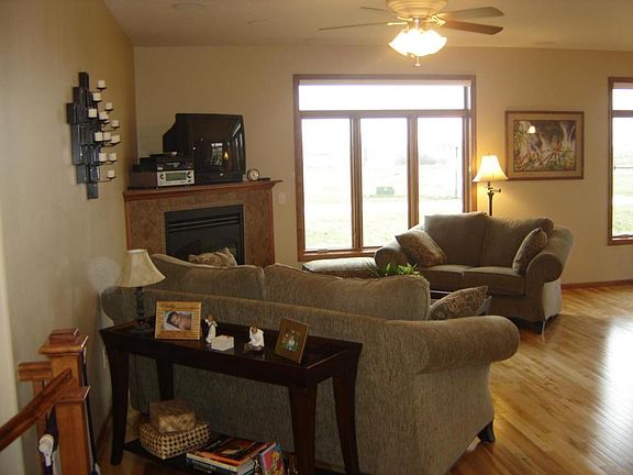 3rd image of 1318 Pine Cir