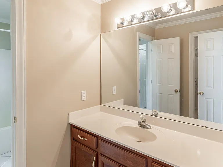 481 Brenda Dr — Photo 30