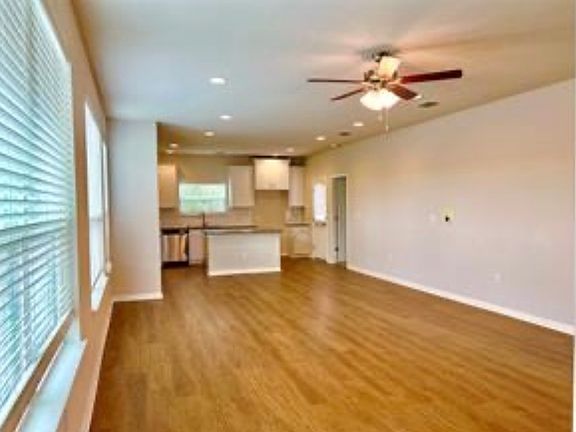 4th image of 10004 Dawn Pearl Dr