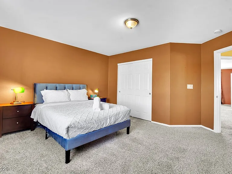 9677 Casper Peak Ct — Photo 30