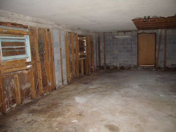 Additional Living Room