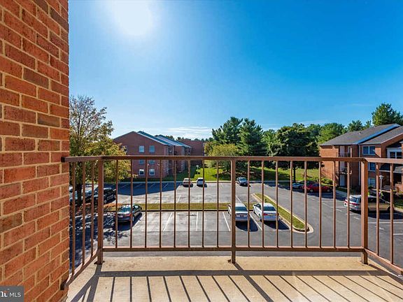 5th image of 500 Chapel Ct APT 320