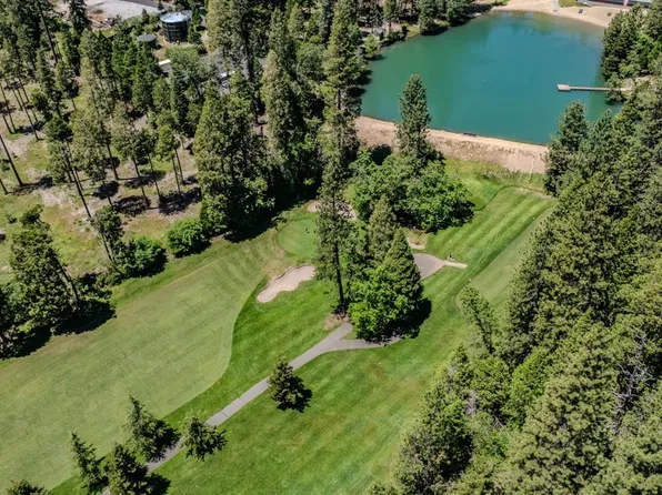 488 Mauna Kea Dr, Arnold, CA 95223
