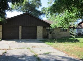 720 Shady Ln, La Marque, TX 77568