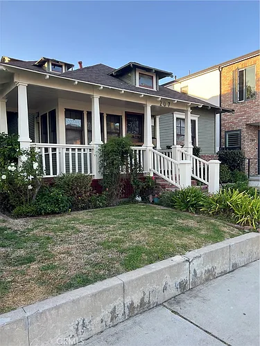 207 9th St Photo 1
