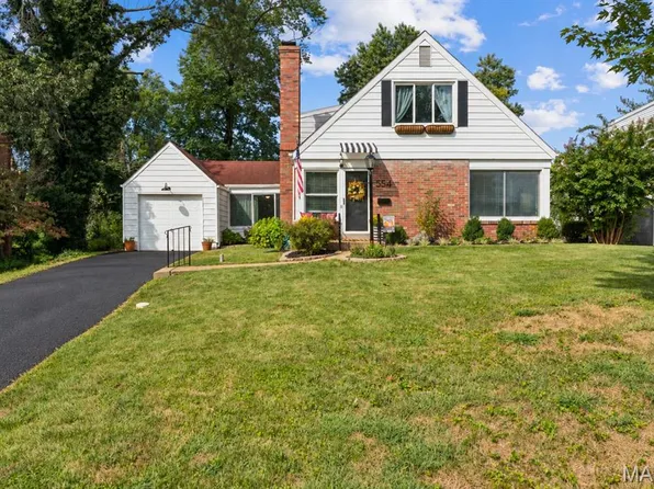554 Southbrook Dr, Saint Louis, MO 63122