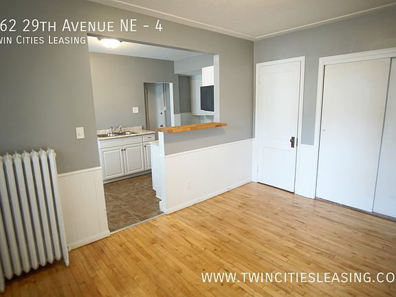 4th image of 962 29th Ave NE APT 4