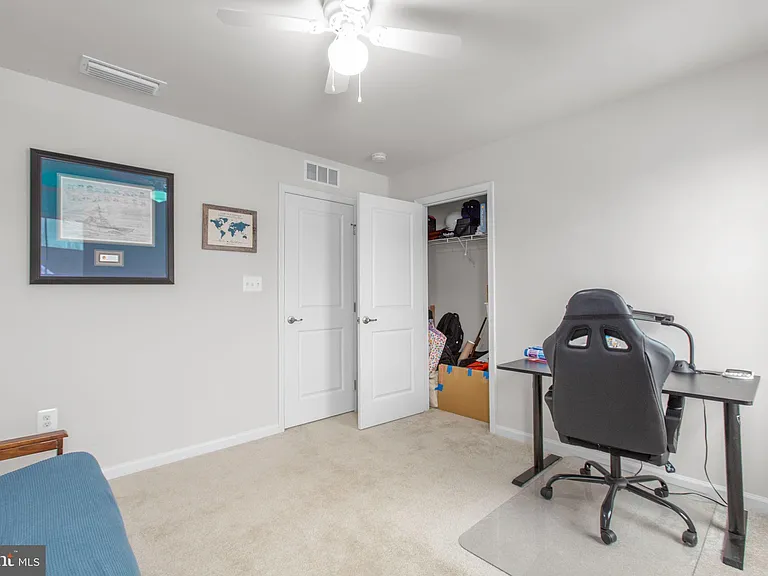 6427 Hawkeye Dr — Photo 26