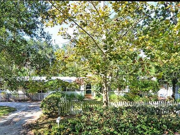 2nd image of 100 W Rockwood Way