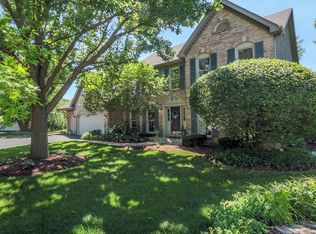 3211 Austin Ct, Naperville, IL 60564