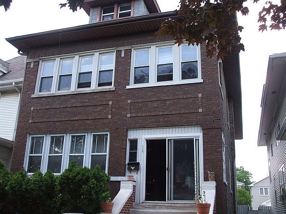 2nd image of 2520 S Austin Blvd