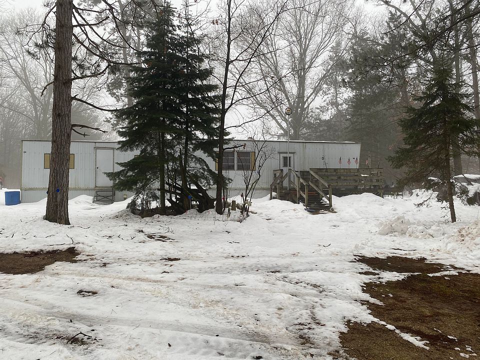 1st image of 23433 Hooker Dr