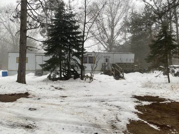 23433 Hooker Dr, Sand Lake, MI 49343