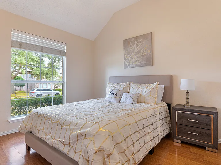 3904 Burnley Dr — Photo 19