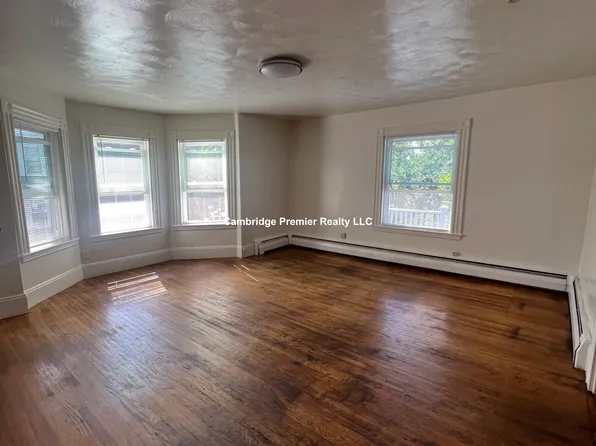 381 Broadway #4, Cambridge, MA 02139