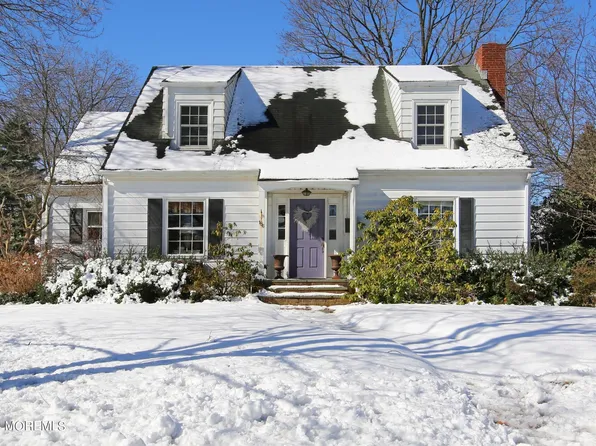 186 12th Street, Belford, NJ 07718
