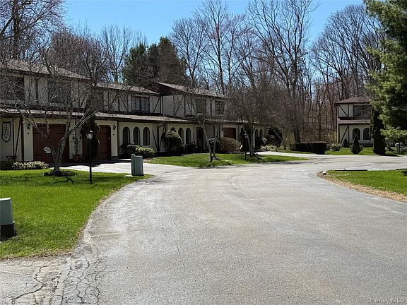 3rd image of 119 Stringham Road #37