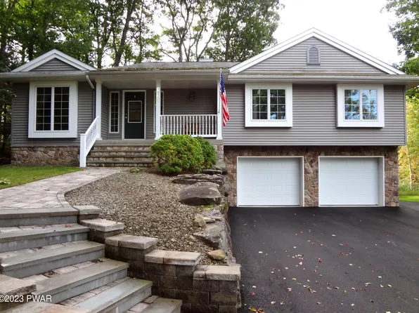 183 Eastwood Dr, Greentown, PA 18426