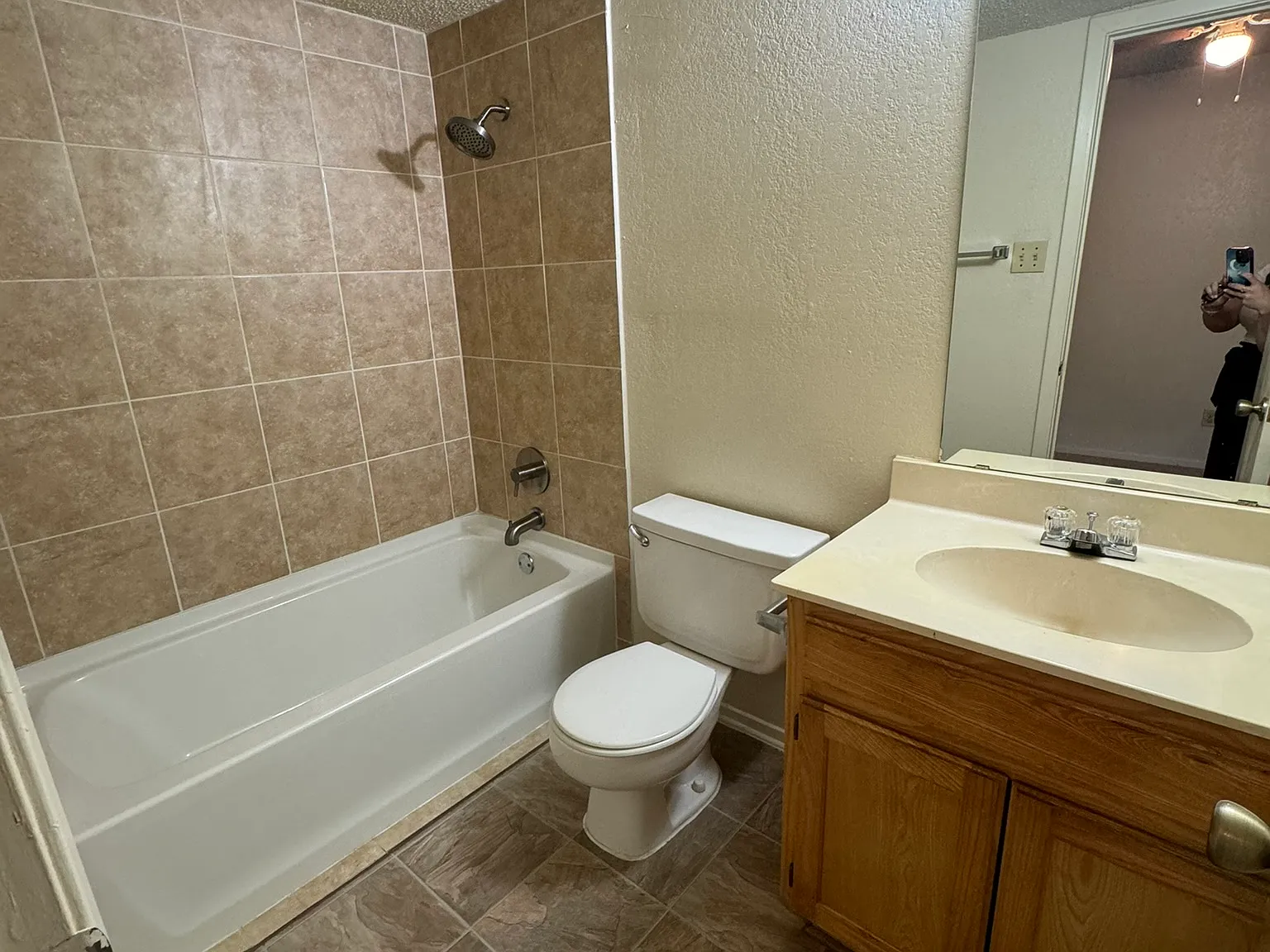Studio, 440 sqft, $825 — Photo 4