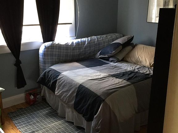 5th image of 2028 W Waveland Ave #3
